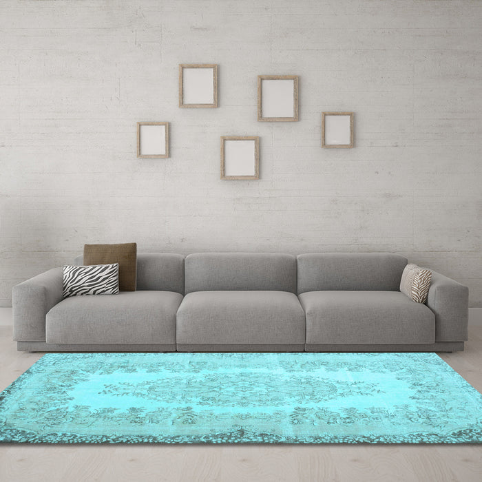 Machine Washable Persian Light Blue Traditional Rug in a Living Room, wshtr2073lblu