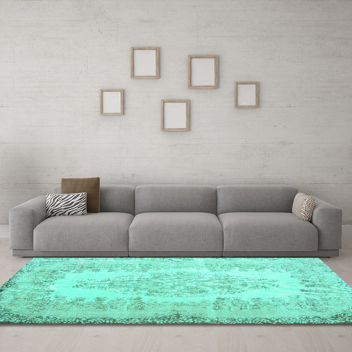 Machine Washable Persian Turquoise Traditional Area Rugs in a Living Room,, wshtr2073turq