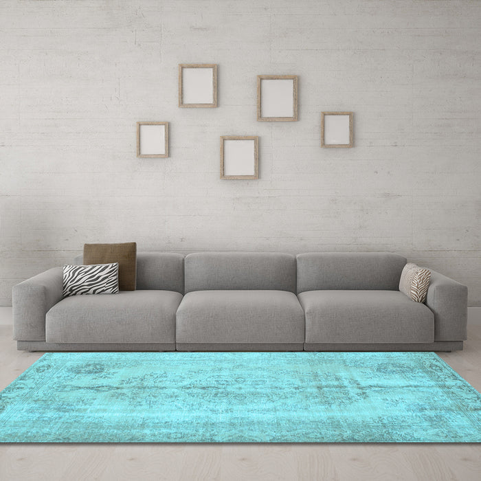 Machine Washable Persian Light Blue Traditional Rug in a Living Room, wshtr2074lblu
