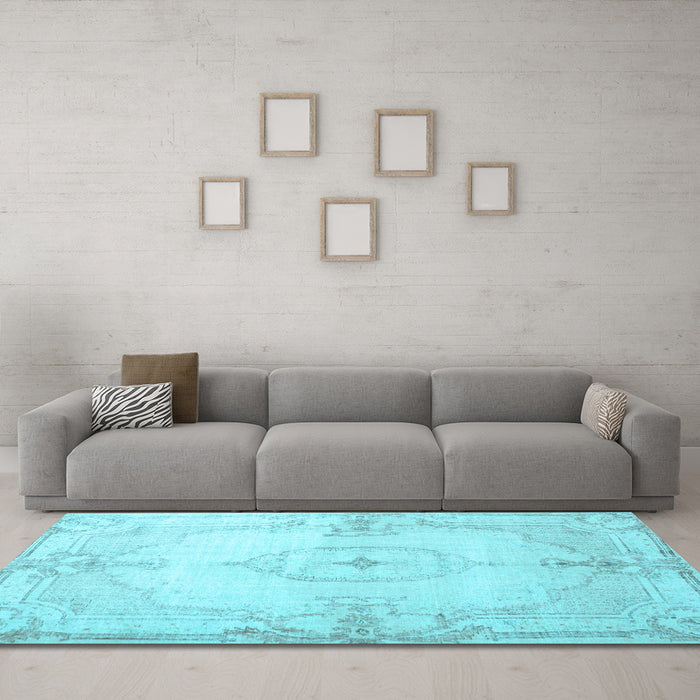 Machine Washable Persian Light Blue Traditional Rug in a Living Room, wshtr2075lblu