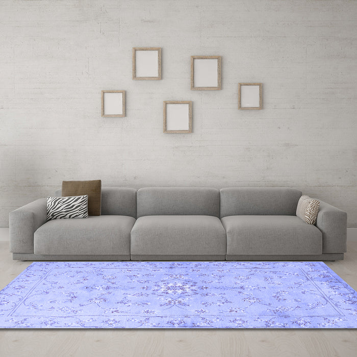 Machine Washable Persian Blue Traditional Rug in a Living Room, wshtr2076blu