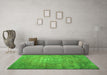 Machine Washable Persian Green Traditional Area Rugs in a Living Room,, wshtr2077grn