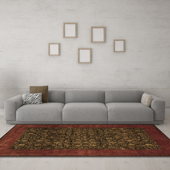 Machine Washable Persian Brown Traditional Rug in a Living Room,, wshtr2079brn