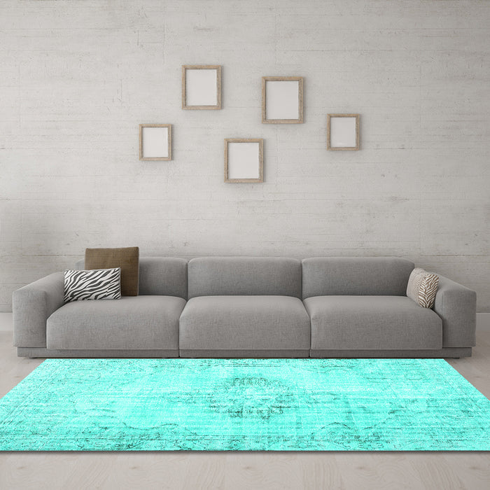 Machine Washable Persian Turquoise Traditional Area Rugs in a Living Room,, wshtr2080turq