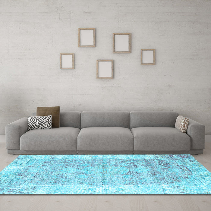 Machine Washable Persian Light Blue Traditional Rug in a Living Room, wshtr2086lblu