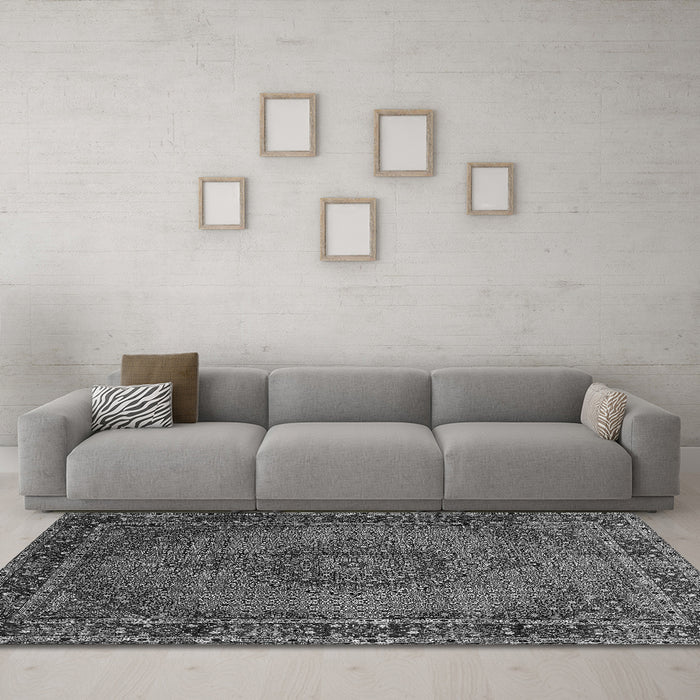 Machine Washable Persian Gray Traditional Rug in a Living Room,, wshtr208gry