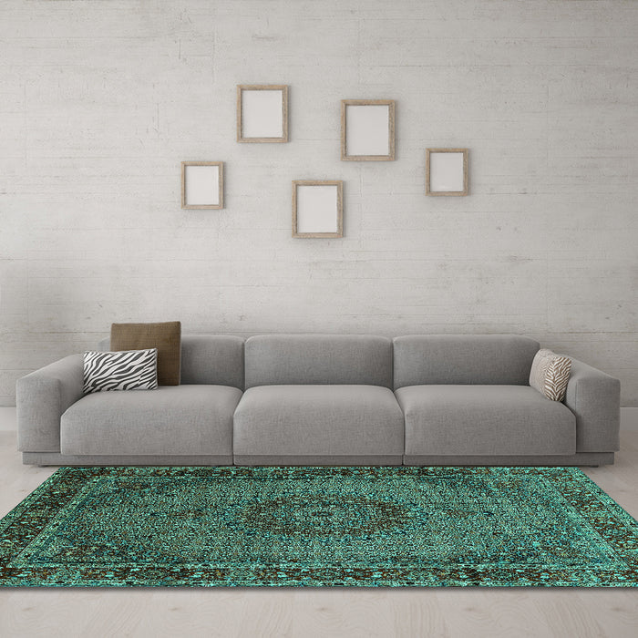 Machine Washable Persian Turquoise Traditional Area Rugs in a Living Room,, wshtr208turq