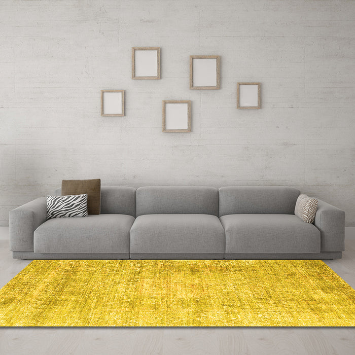 Machine Washable Persian Yellow Traditional Rug in a Living Room, wshtr2092yw