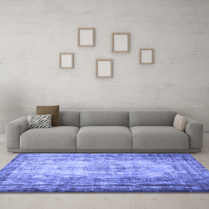 Machine Washable Persian Blue Traditional Rug in a Living Room, wshtr2106blu