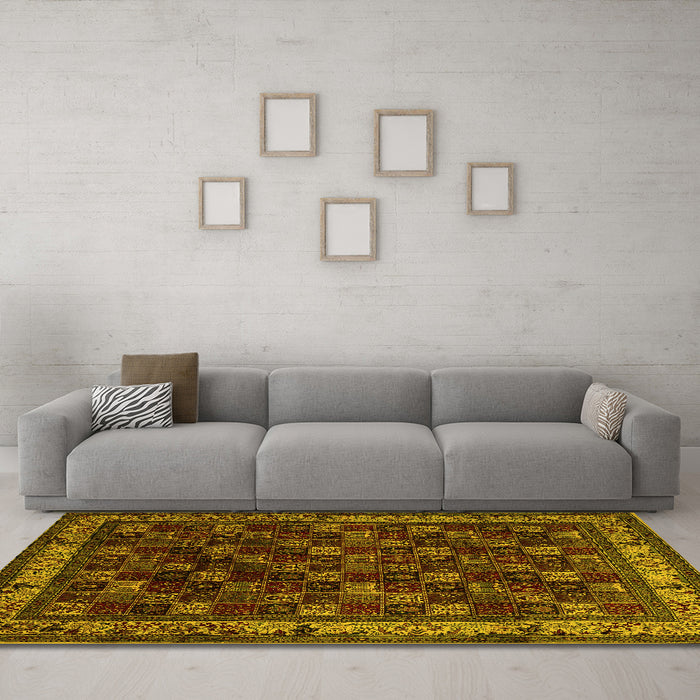 Machine Washable Persian Yellow Traditional Rug in a Living Room, wshtr210yw