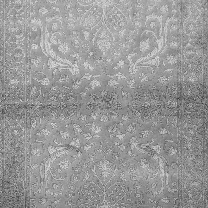 Serging Thickness of Machine Washable Persian Gray Traditional Rug, wshtr2112gry