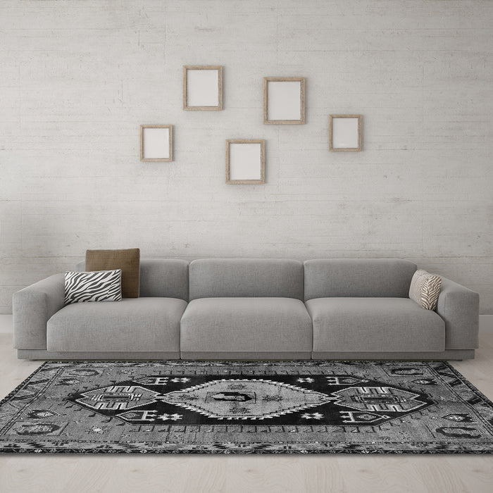 Machine Washable Persian Gray Traditional Rug in a Living Room,, wshtr211gry