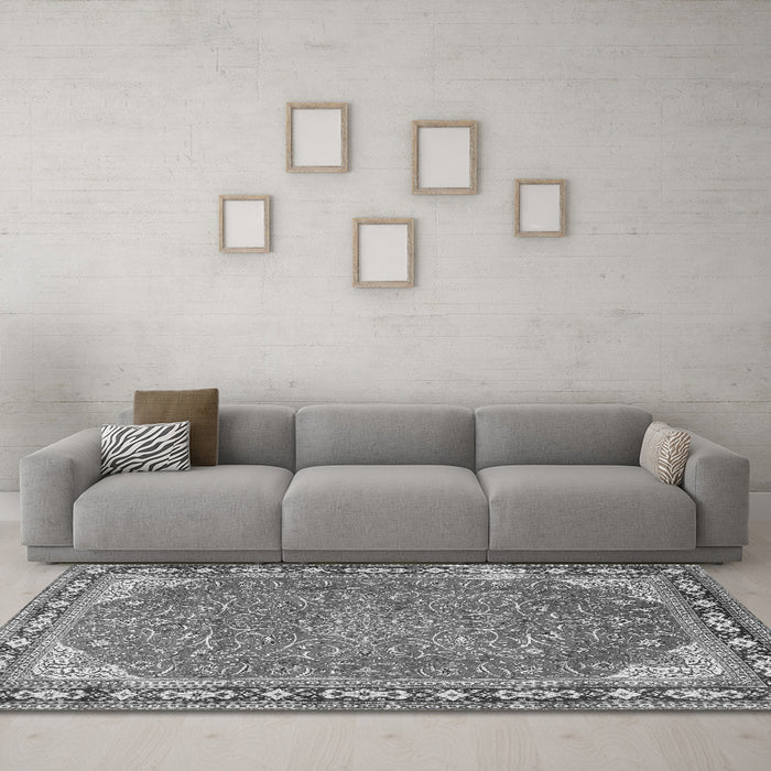 Machine Washable Persian Gray Traditional Rug in a Living Room,, wshtr2124gry