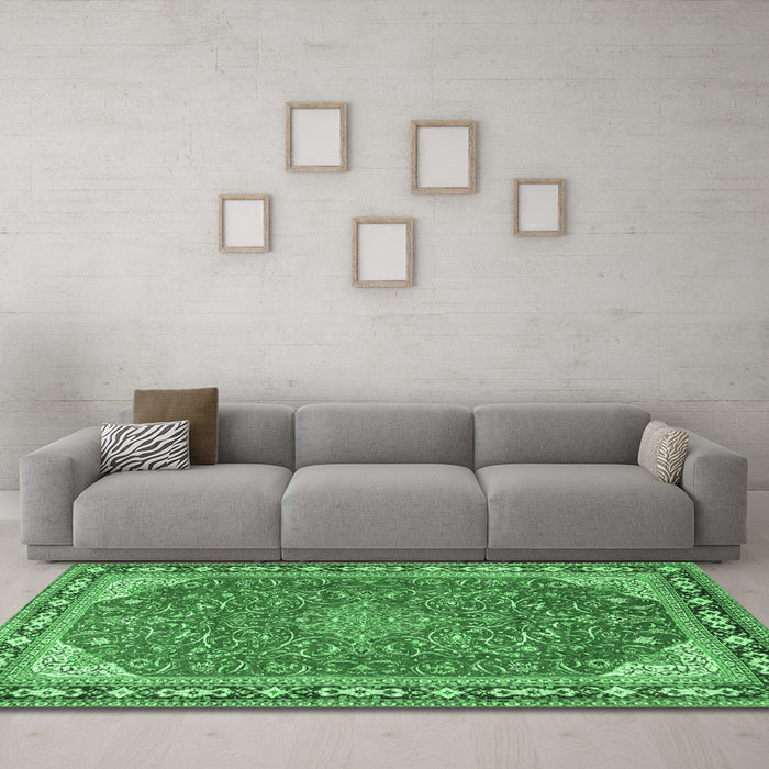 Machine Washable Persian Emerald Green Traditional Area Rugs in a Living Room,, wshtr2124emgrn