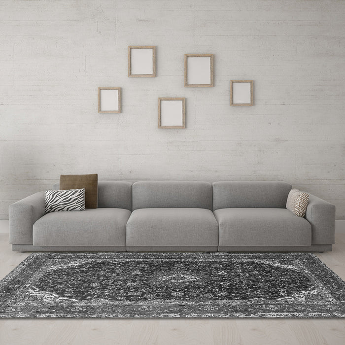 Machine Washable Persian Gray Traditional Rug in a Living Room,, wshtr2126gry