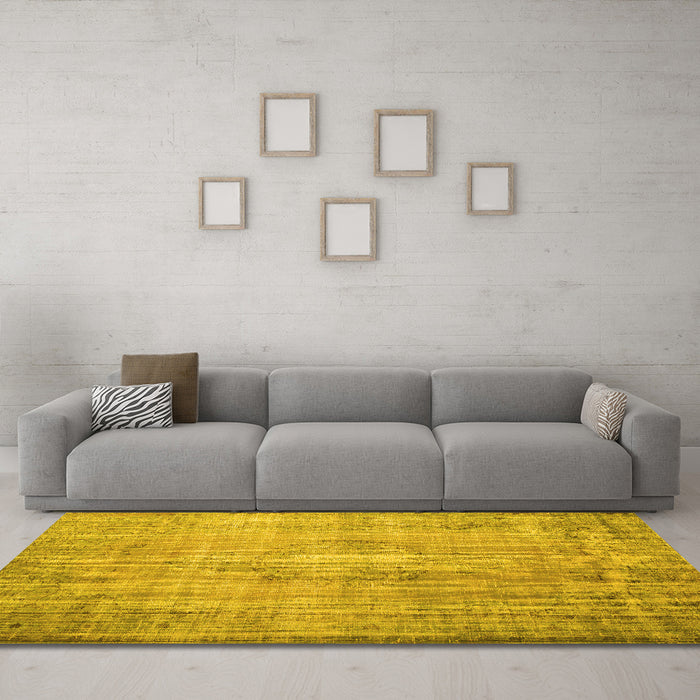Machine Washable Persian Yellow Traditional Rug in a Living Room, wshtr2127yw