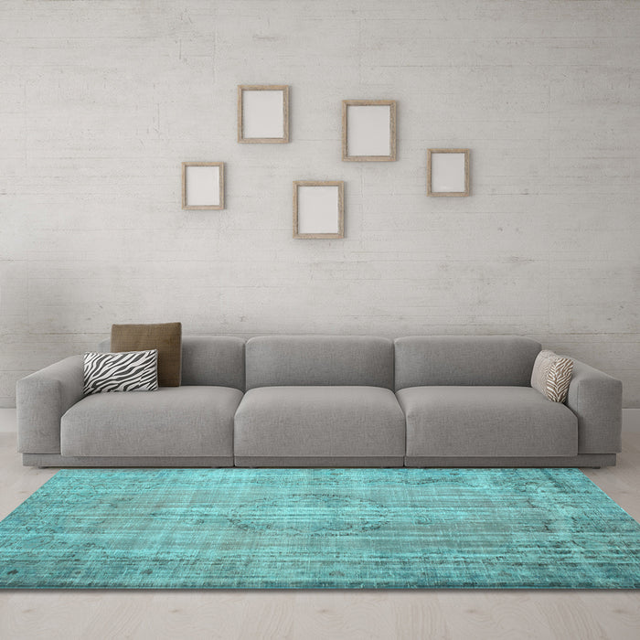 Machine Washable Persian Light Blue Traditional Rug in a Living Room, wshtr2127lblu