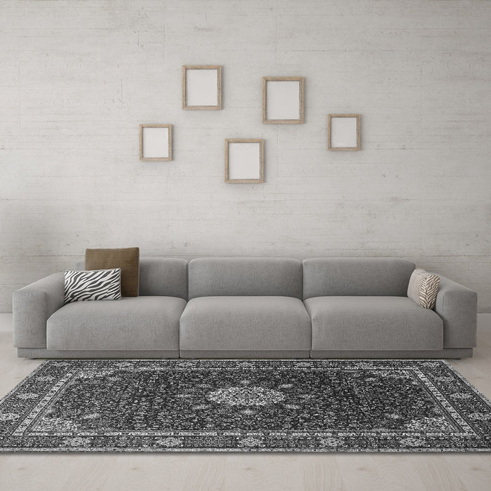 Machine Washable Medallion Gray Traditional Rug in a Living Room,, wshtr2129gry