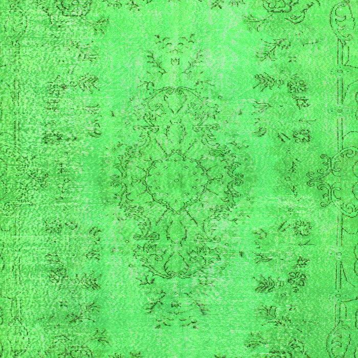 Serging Thickness of Machine Washable Persian Green Traditional Area Rugs, wshtr2130grn