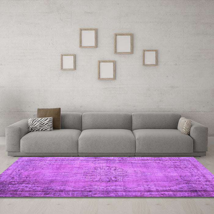 Machine Washable Persian Purple Traditional Area Rugs in a Living Room, wshtr2133pur