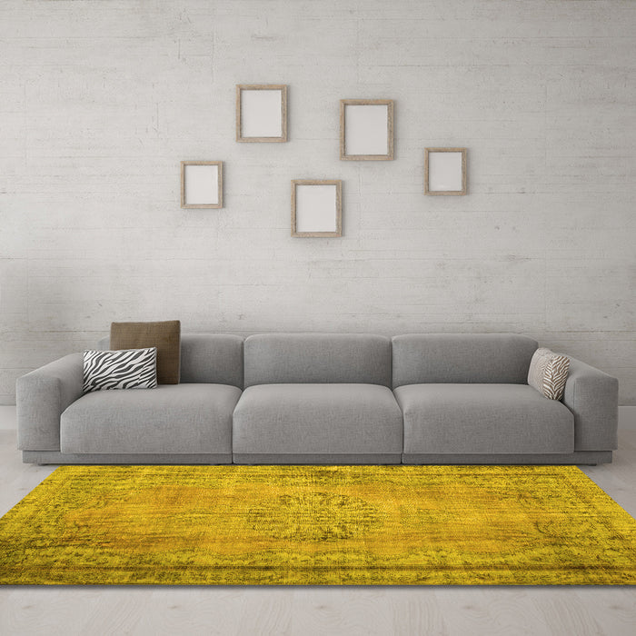 Machine Washable Persian Yellow Traditional Rug in a Living Room, wshtr2133yw