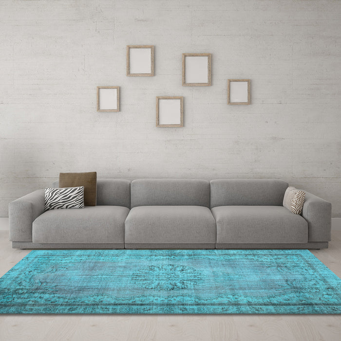 Machine Washable Persian Light Blue Traditional Rug in a Living Room, wshtr2133lblu