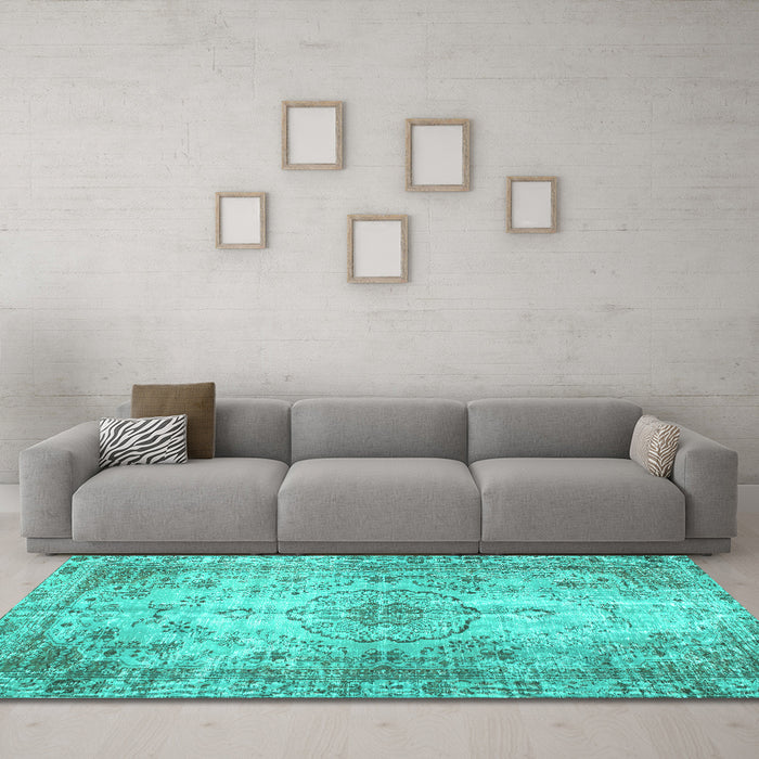 Machine Washable Persian Turquoise Traditional Area Rugs in a Living Room,, wshtr2137turq