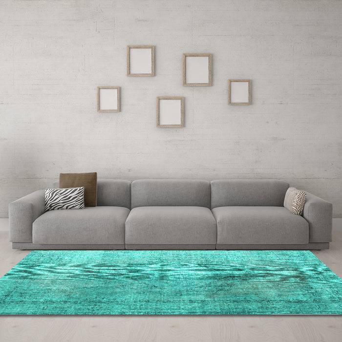 Machine Washable Persian Turquoise Traditional Area Rugs in a Living Room,, wshtr2141turq