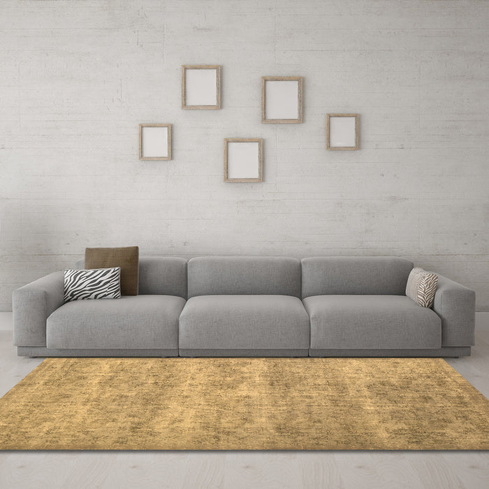Machine Washable Persian Brown Traditional Rug in a Living Room,, wshtr2144brn