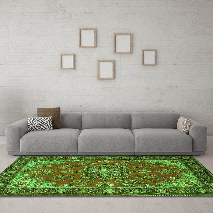 Machine Washable Medallion Green Traditional Area Rugs in a Living Room,, wshtr2149grn