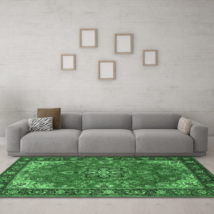 Machine Washable Medallion Emerald Green Traditional Area Rugs in a Living Room,, wshtr2149emgrn
