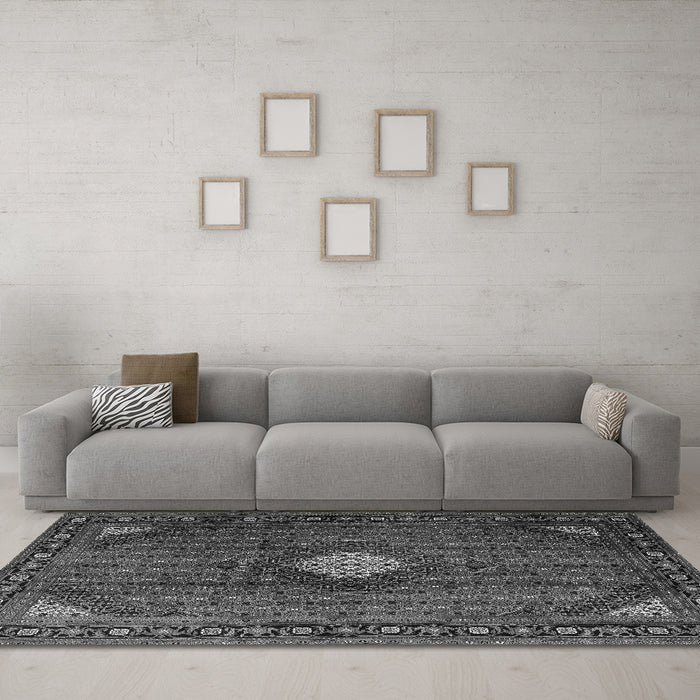 Machine Washable Persian Gray Traditional Rug in a Living Room,, wshtr2151gry