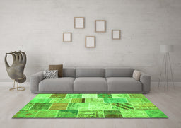 Machine Washable Patchwork Green Transitional Area Rugs in a Living Room,, wshtr2155grn