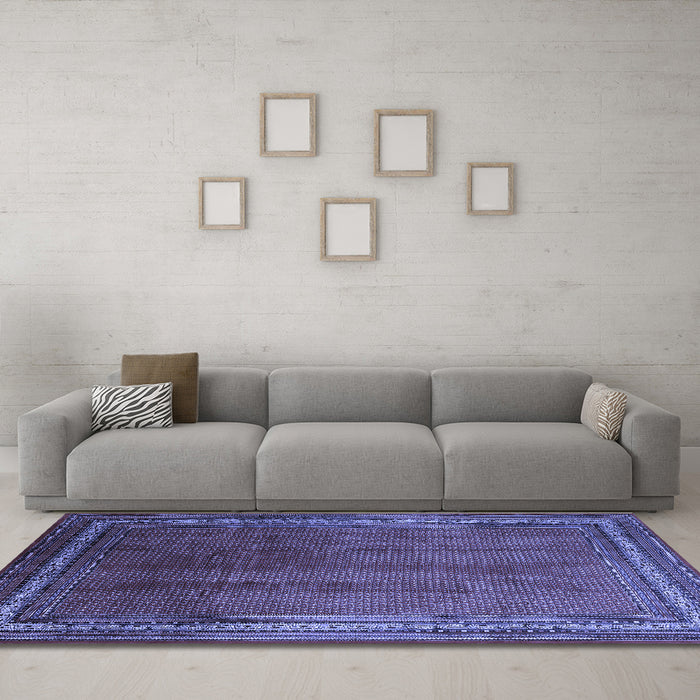 Machine Washable Persian Blue Traditional Rug in a Living Room, wshtr215blu