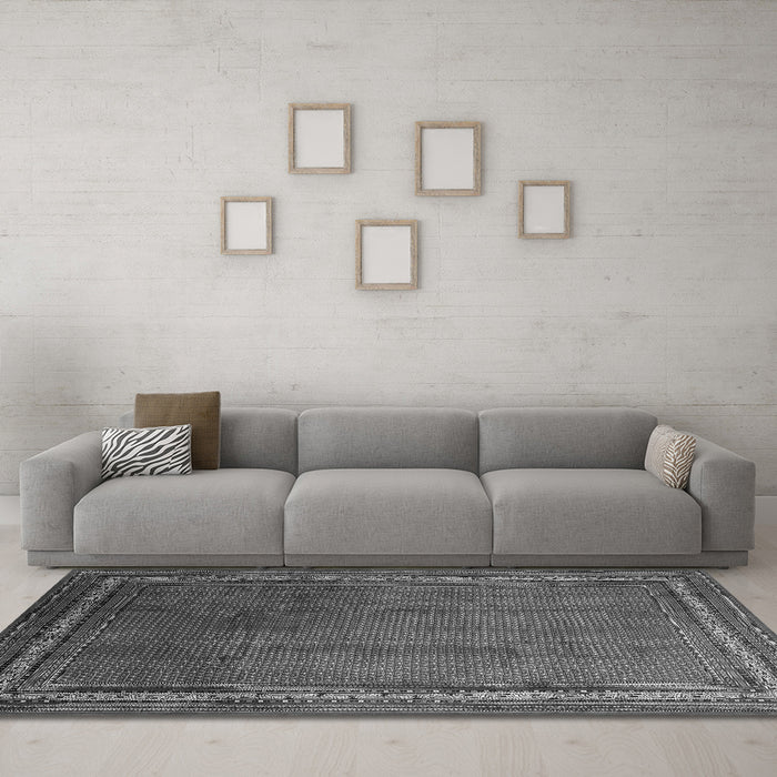 Machine Washable Persian Gray Traditional Rug in a Living Room,, wshtr215gry
