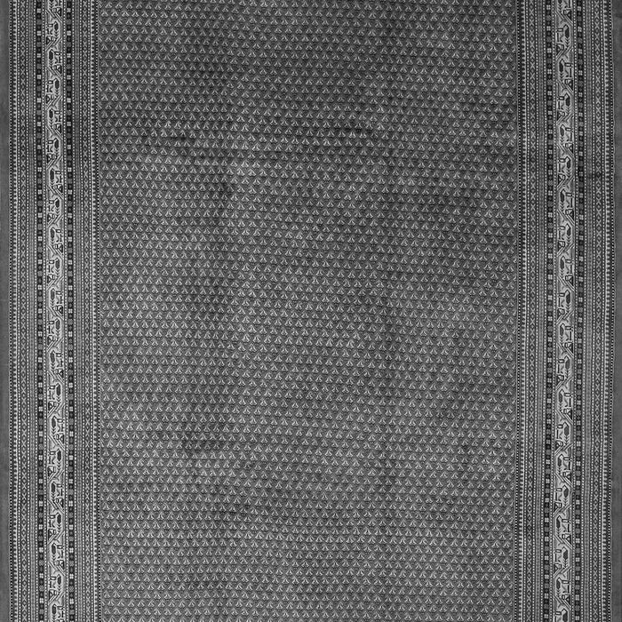 Serging Thickness of Machine Washable Persian Gray Traditional Rug, wshtr215gry