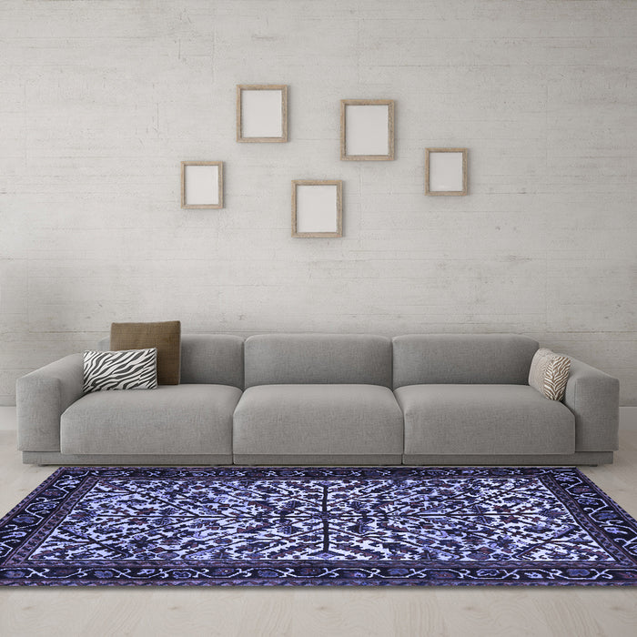 Machine Washable Persian Blue Traditional Rug in a Living Room, wshtr2163blu