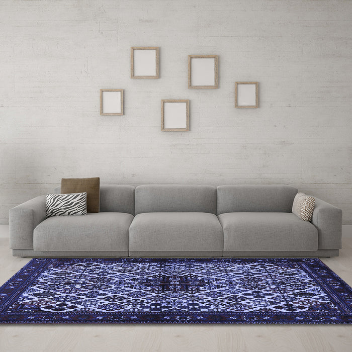 Machine Washable Persian Blue Traditional Rug in a Living Room, wshtr2168blu