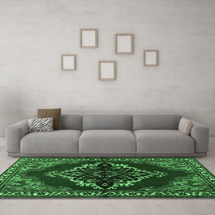 Machine Washable Medallion Emerald Green Traditional Area Rugs in a Living Room,, wshtr2169emgrn