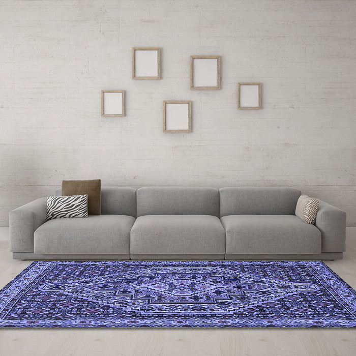 Machine Washable Persian Blue Traditional Rug in a Living Room, wshtr2172blu