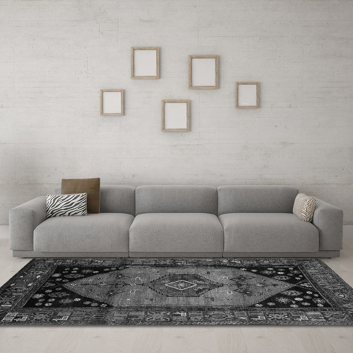 Machine Washable Persian Gray Traditional Rug in a Living Room,, wshtr217gry