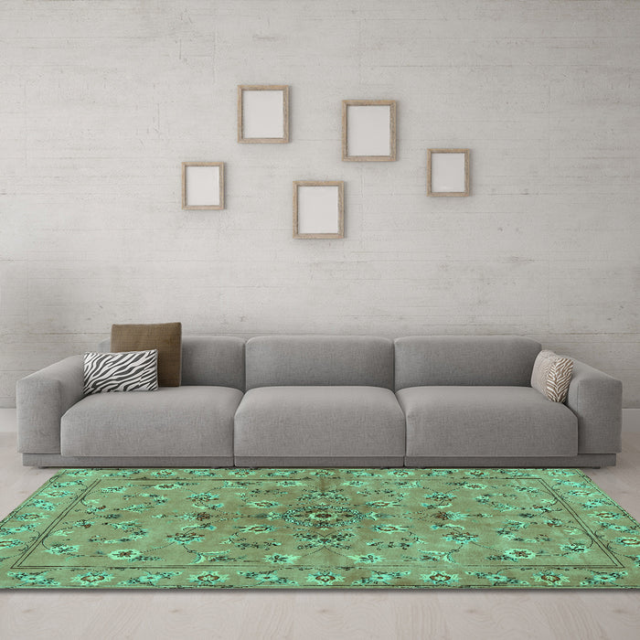 Machine Washable Persian Turquoise Traditional Area Rugs in a Living Room,, wshtr2188turq