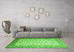 Machine Washable Persian Green Traditional Area Rugs in a Living Room,, wshtr218grn