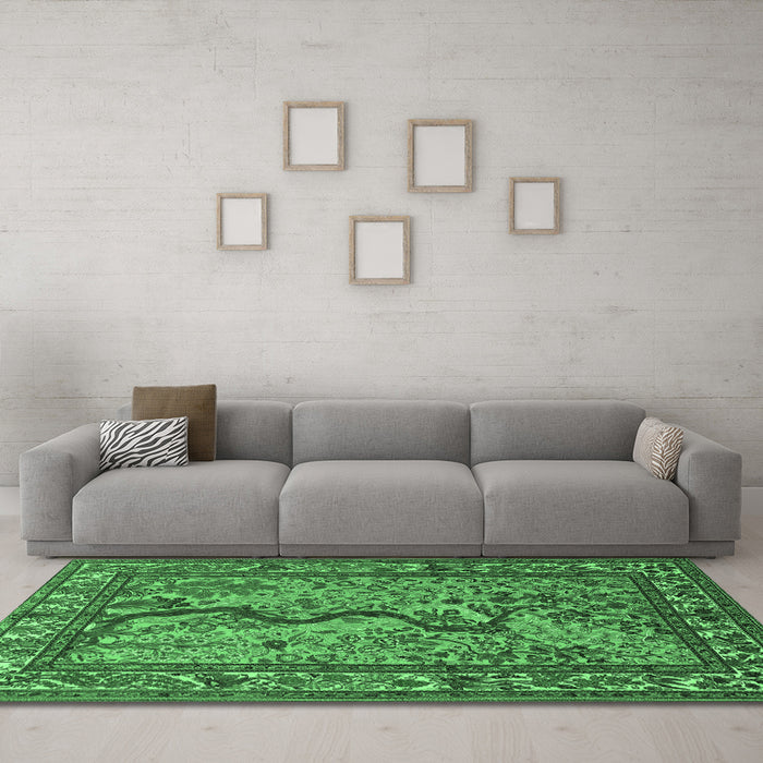 Machine Washable Animal Emerald Green Traditional Area Rugs in a Living Room,, wshtr2194emgrn