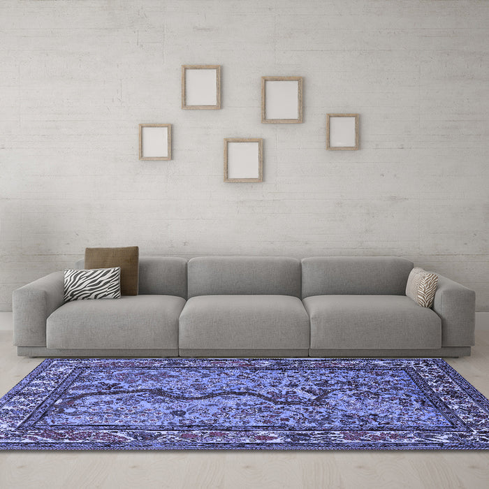 Machine Washable Animal Blue Traditional Rug in a Living Room, wshtr2194blu