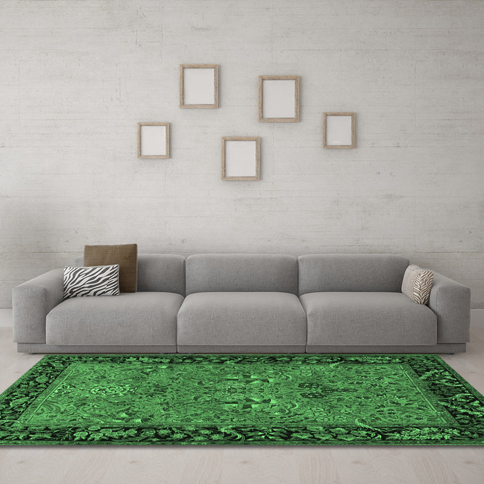 Machine Washable Animal Emerald Green Traditional Area Rugs in a Living Room,, wshtr2195emgrn