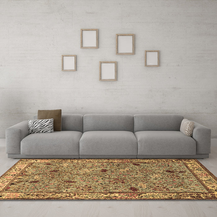 Machine Washable Animal Brown Traditional Rug in a Living Room,, wshtr2196brn