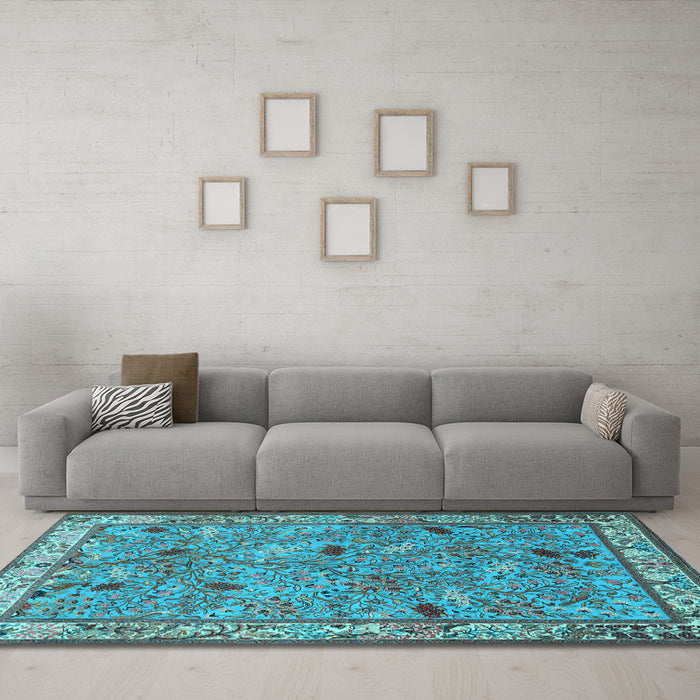 Machine Washable Animal Light Blue Traditional Rug in a Living Room, wshtr2196lblu
