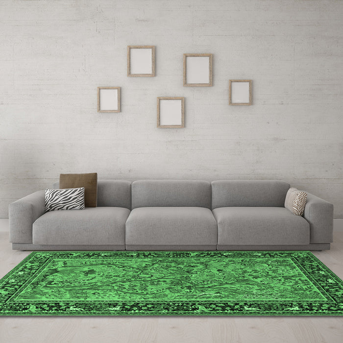 Machine Washable Animal Emerald Green Traditional Area Rugs in a Living Room,, wshtr2197emgrn