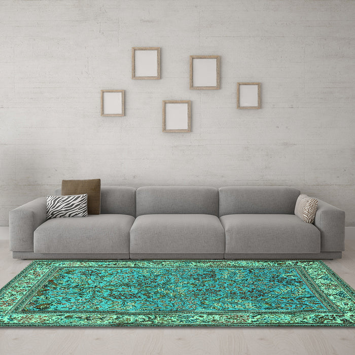 Machine Washable Animal Turquoise Traditional Area Rugs in a Living Room,, wshtr2198turq